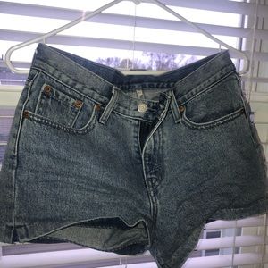 Levi’s Booty High waisted Shorts